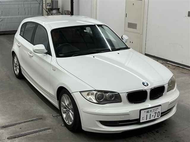 35055 Bmw 1 series UE16 2011 г. (MIRIVE Saitama)